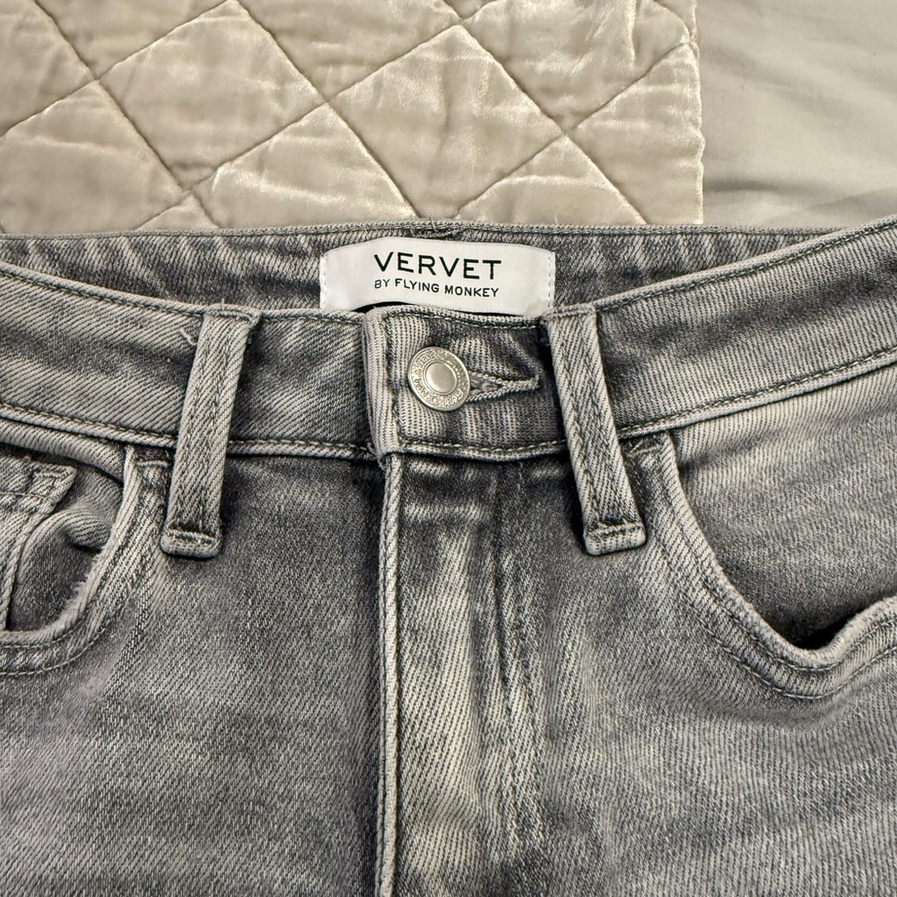 Vervet Women's Gray Jeans